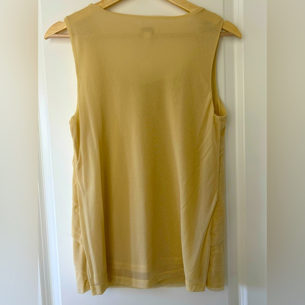 Chico's Soft Yellow Tiered Asymmetrical Ruffle Sleeveless Blouse  Size 1